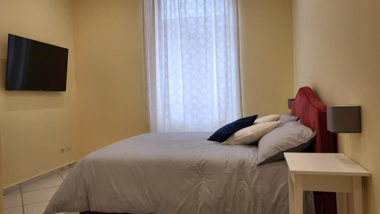 La Casa Di Bruno Suites Naples Extérieur photo