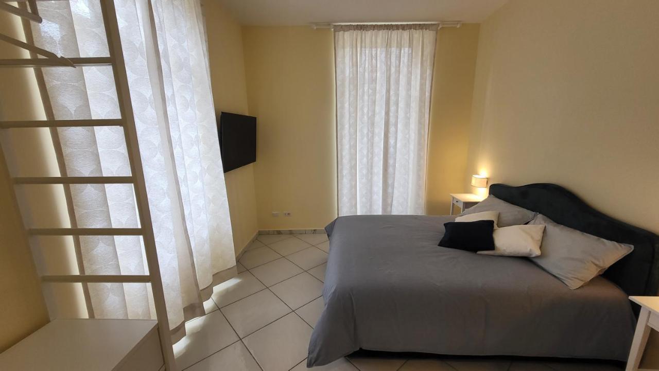 La Casa Di Bruno Suites Naples Extérieur photo